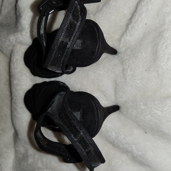 Zara Basic Size Euro 38 Size Us 7 Black Suede Like Material Mesh Straps - Picture 5 of 10